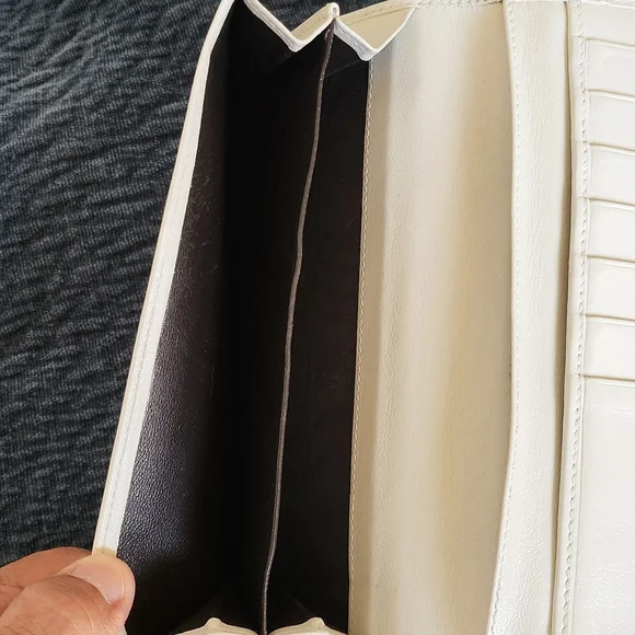 Gucci GG Canvas Heart Continental Long Wallet - Picture 8 of 10